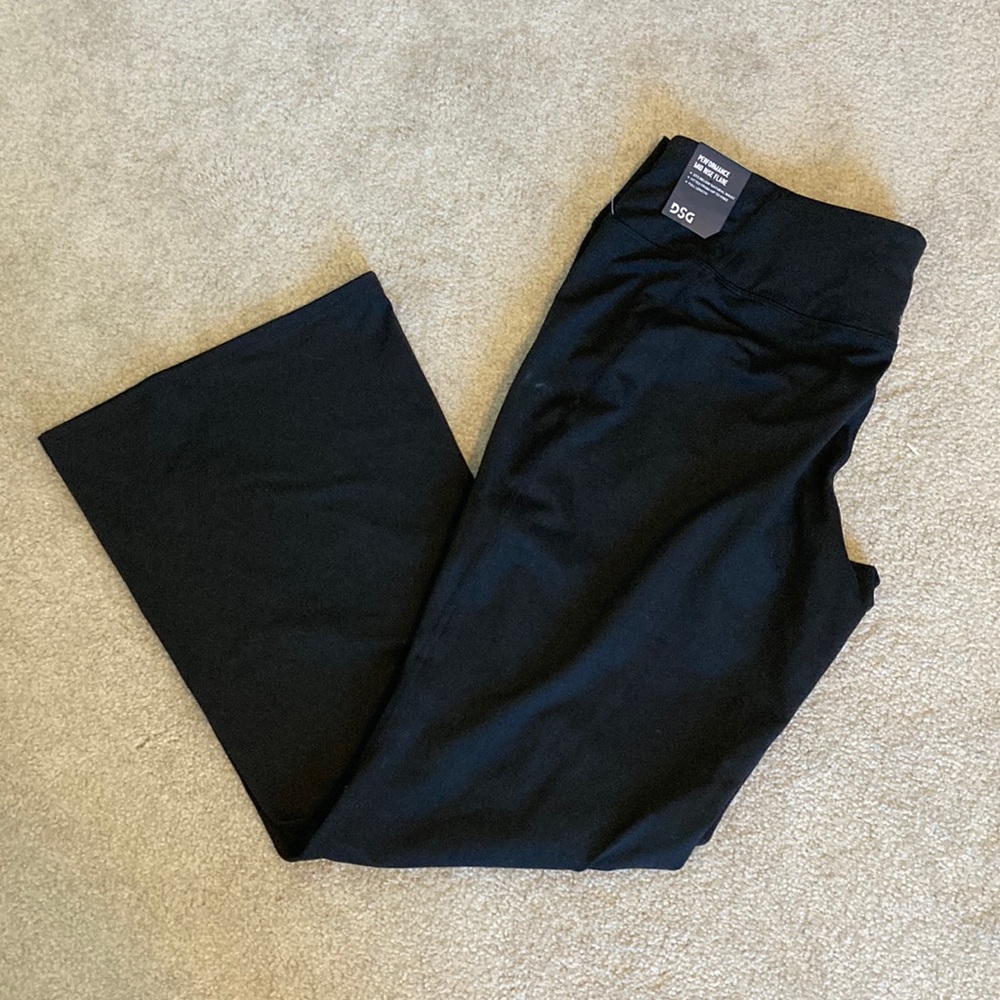 NWT performance mid rise flare yoga pants
